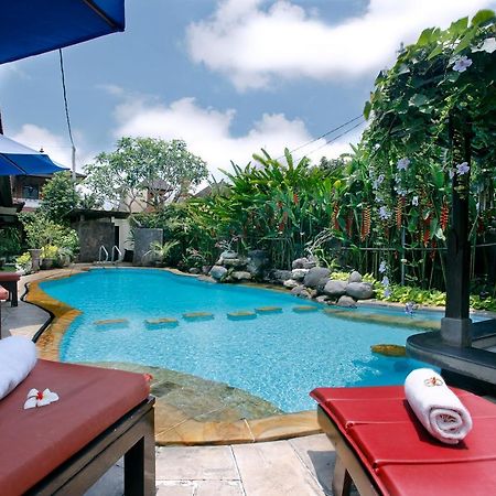 Yulia Village Inn Ubud Extérieur photo