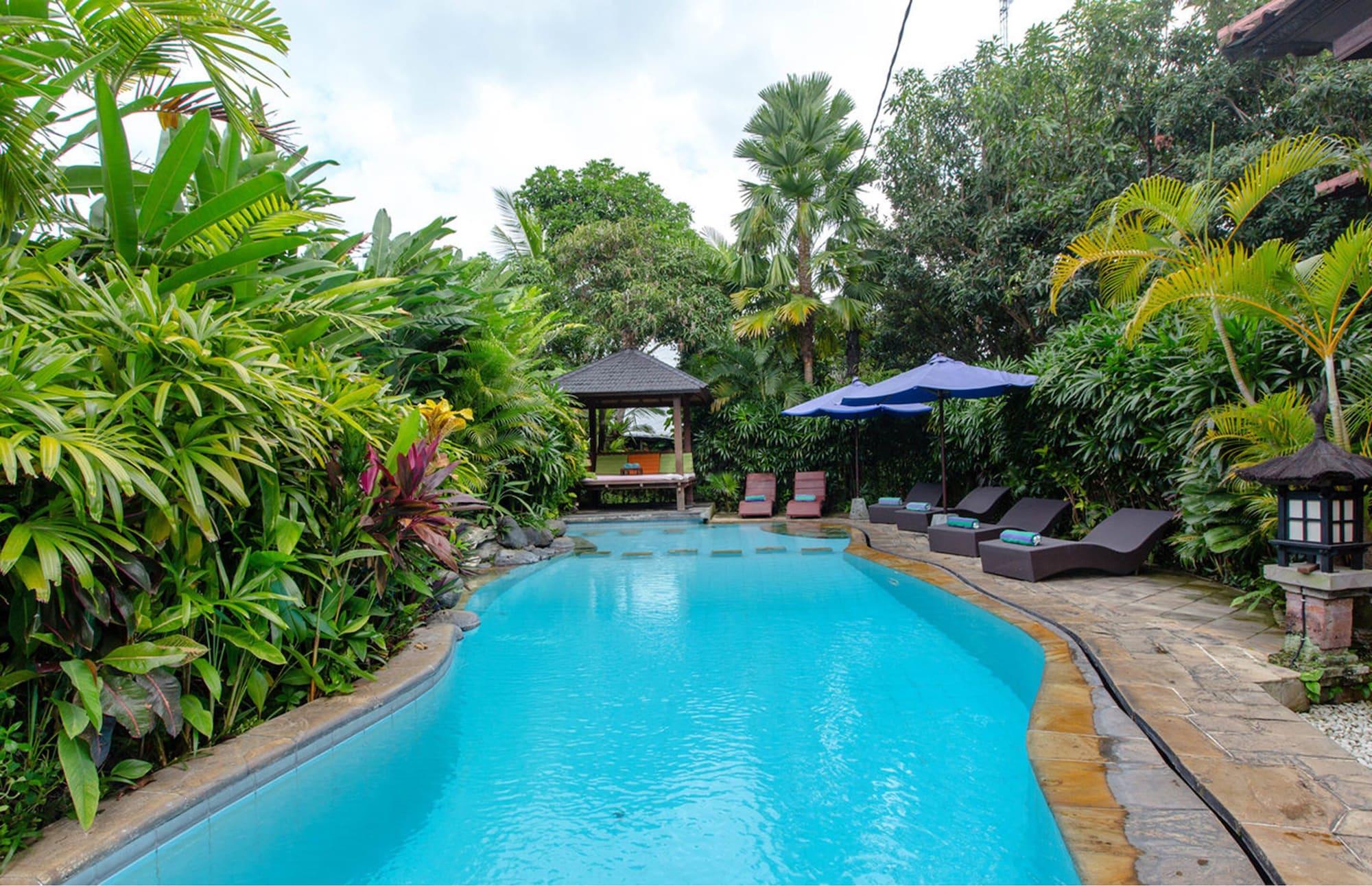 Yulia Village Inn Ubud Extérieur photo